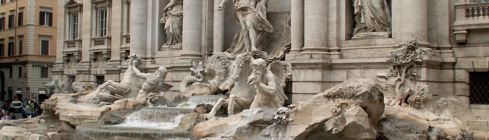 Autóbérlés Rómában